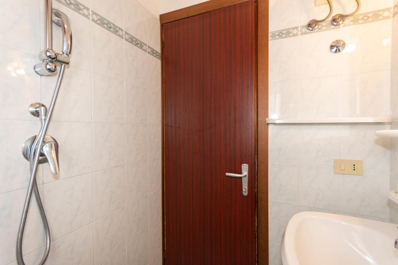 Villaggio Delfino Бибионе Екстериор снимка
