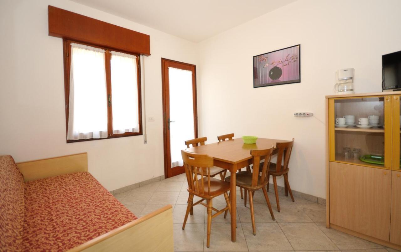 Villaggio Delfino Бибионе Екстериор снимка