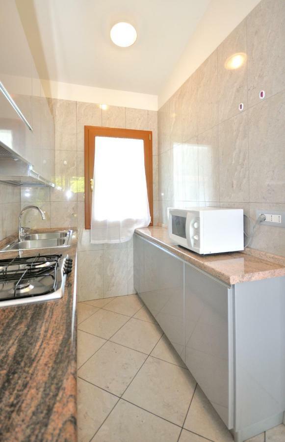 Villaggio Delfino Бибионе Екстериор снимка