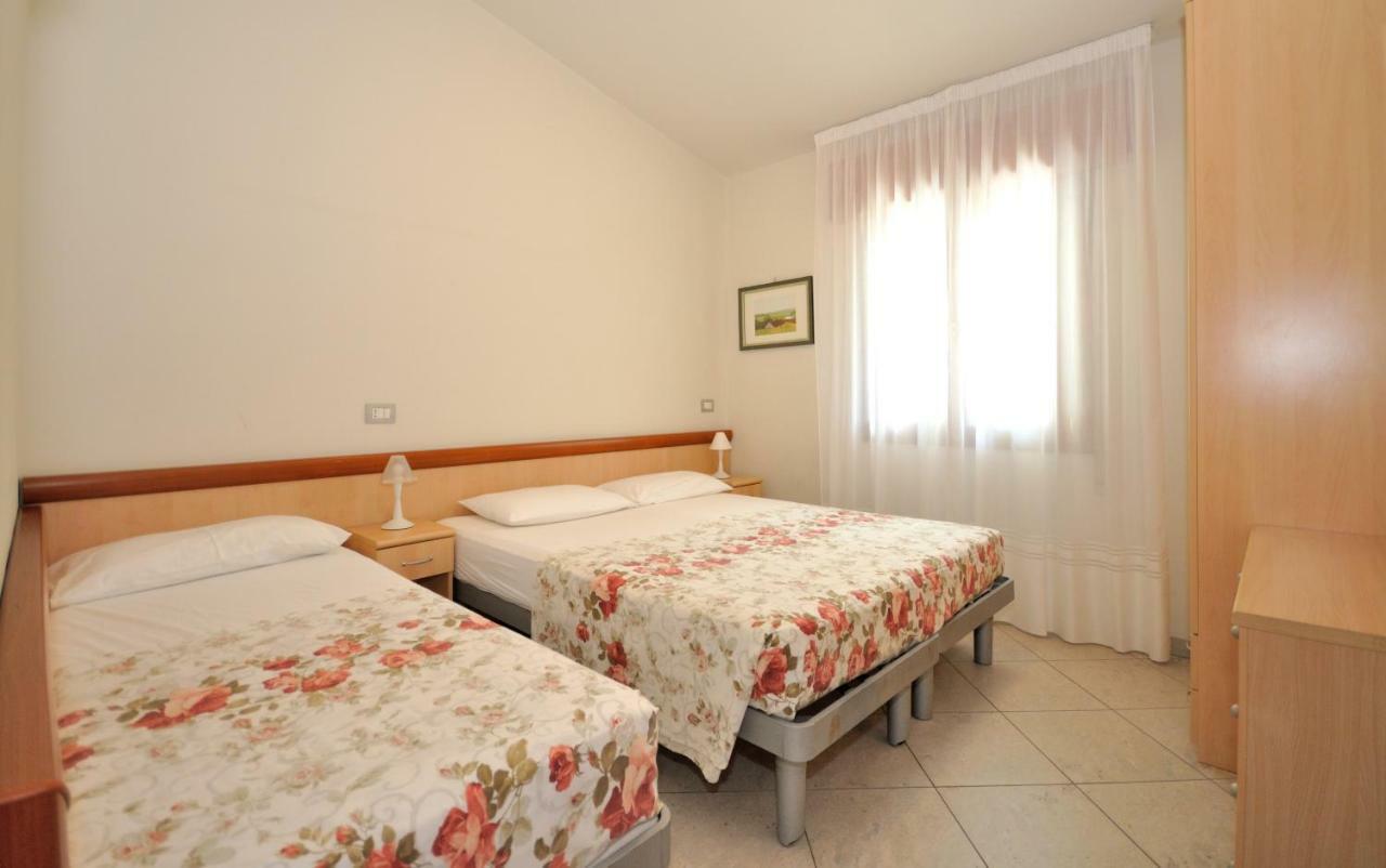 Villaggio Delfino Бибионе Екстериор снимка