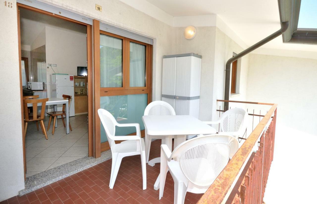 Villaggio Delfino Бибионе Екстериор снимка