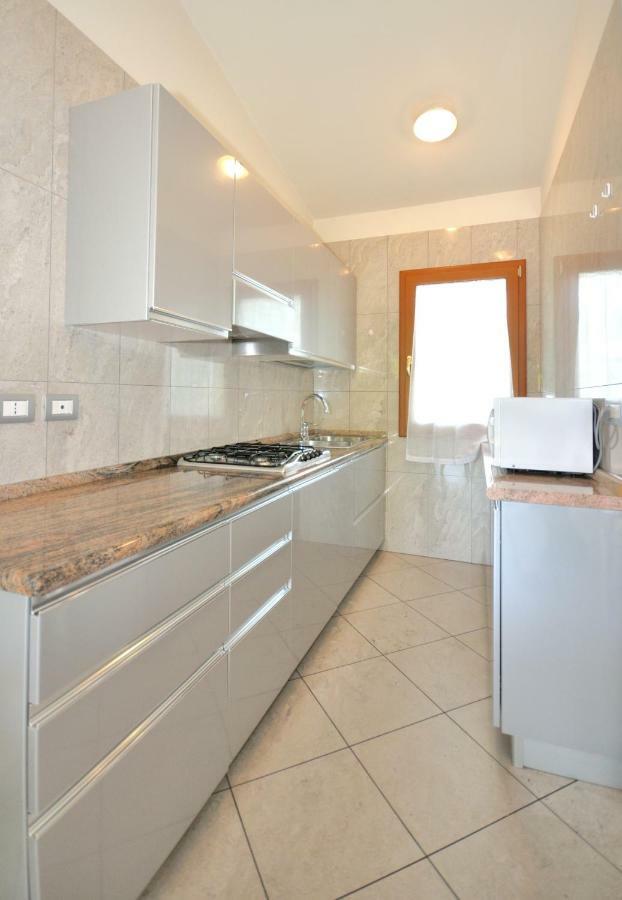 Villaggio Delfino Бибионе Екстериор снимка